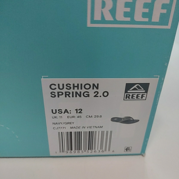 Reef cushion Spring 2.0 navy Grey sandals New with Box size 12